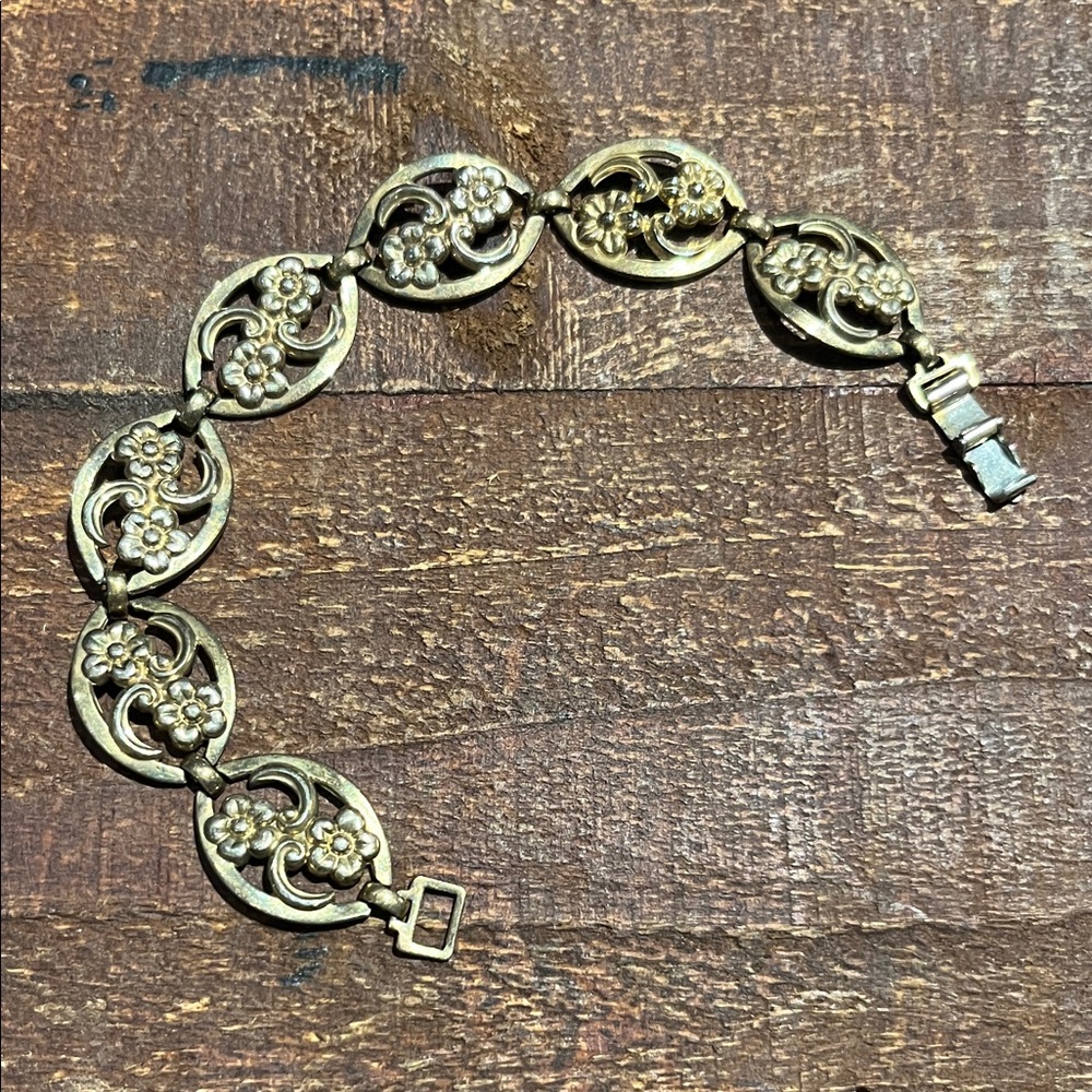 Sterling Silver Richard's WRE Floral Bracelet